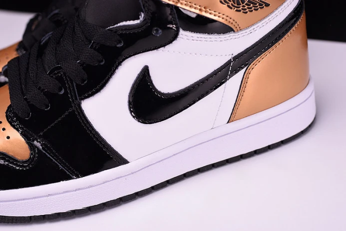 air jordan 1 retro high glod toe equality mens aq7474- NewStyle 1311