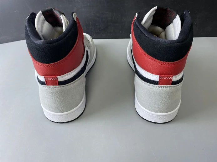 air jordan 1 retro high light smoke grey 555088- DailyWear 1253