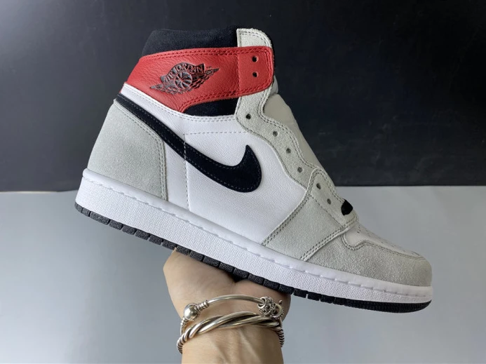 air jordan 1 retro high light smoke grey 555088- DailyWear 1253