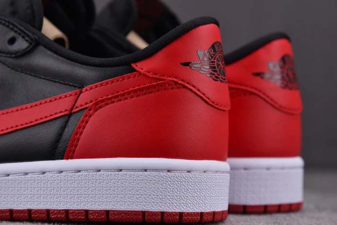 air jordan 1 retro low bred 705329- NewStyle 1594