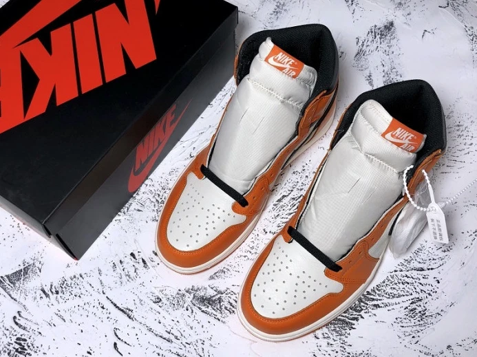 air jordan 1 retro reverse shattered backboard 555088- Trendy 1276