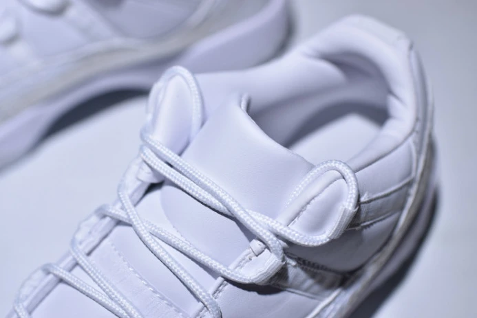 air jordan 11 low heiress frost white 897331- EasyMatch 1771