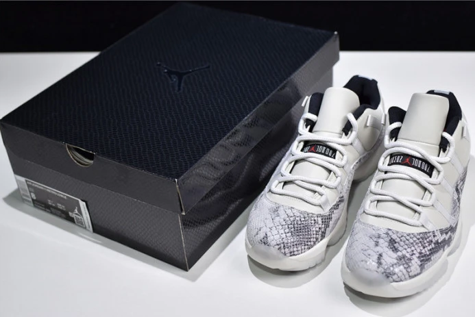 air jordan 11 low snakeskin light bone cd6846- Fashionable 1393