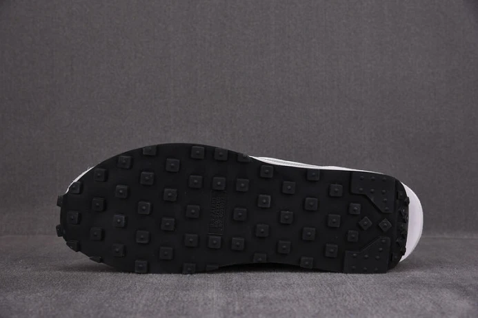 fragment design x sacai x ldwaffle dh2684- DailyWear 3375
