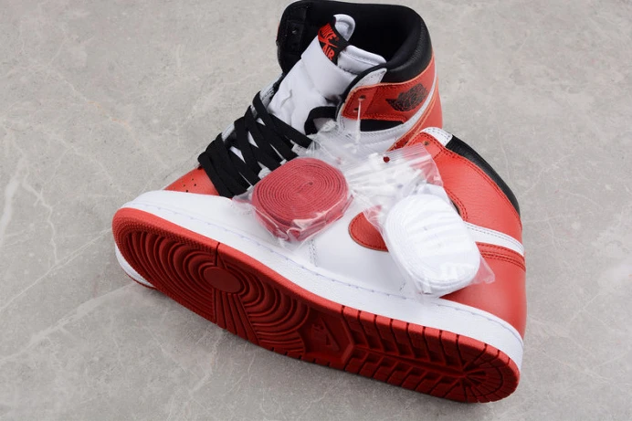 jordan 1 retro high og heritage 555088- Trendy 1653