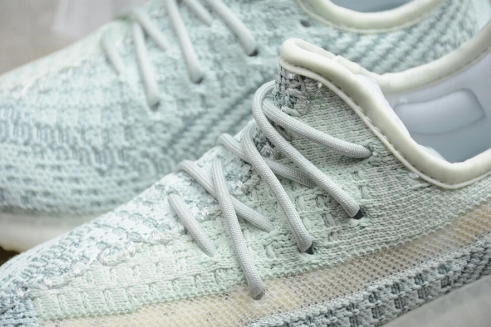 kids ad*s yeezy boost 350 v2 cloud white fw UrbanStyle 165