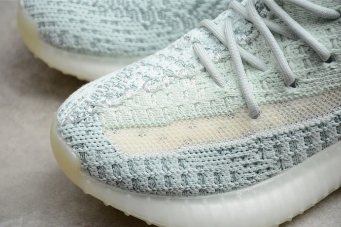kids ad*s yeezy boost 350 v2 cloud white fw UrbanStyle 165