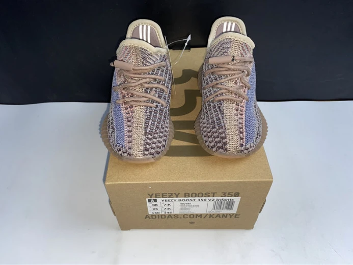 kids ad*s yeezy boost 350 v2 fade h UrbanStyle 157