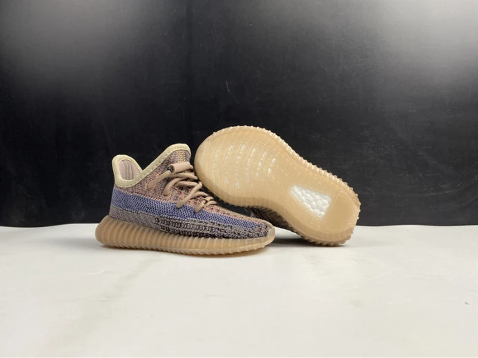 kids ad*s yeezy boost 350 v2 fade h UrbanStyle 157