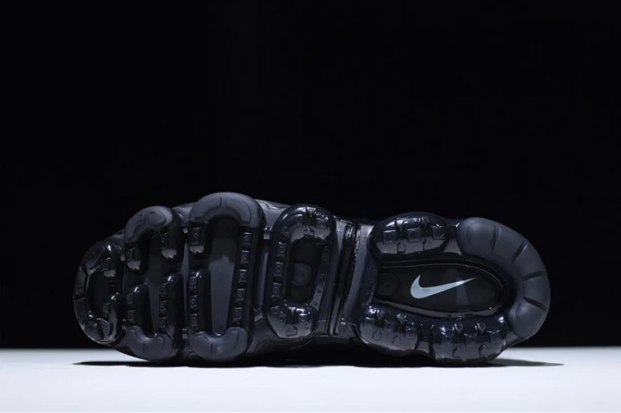 nike air vapormax plus triple black 924453- TopPick 3316