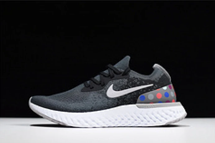nike epic react flyknit black and grey dots point noirs et gris aj7283 BestValue 3304