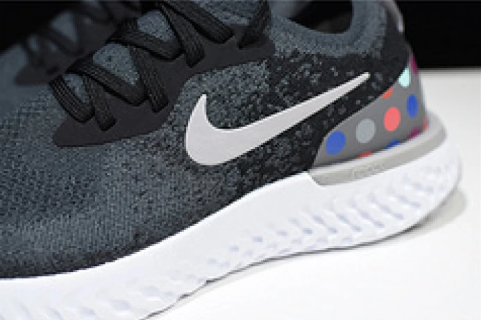 nike epic react flyknit black and grey dots point noirs et gris aj7283 BestValue 3304