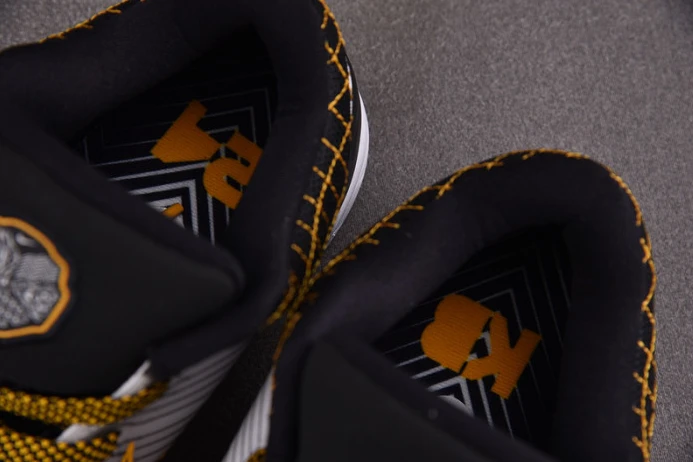 nike kobe 4 protro white black del sol av6339- Trendy 3226