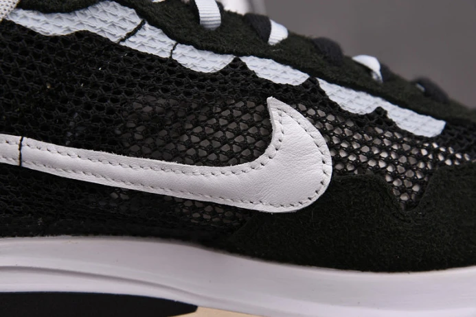 nike vaporwaffle sacai black white cv1363- Trendy 3310