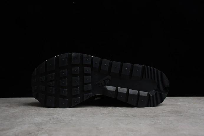 nike x sacai x jean paul gaultier ldvaporwaffle dh9186- UrbanStyle 3309