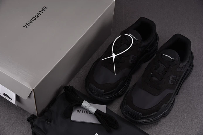 triples trainer sneakers DailyWear 2279