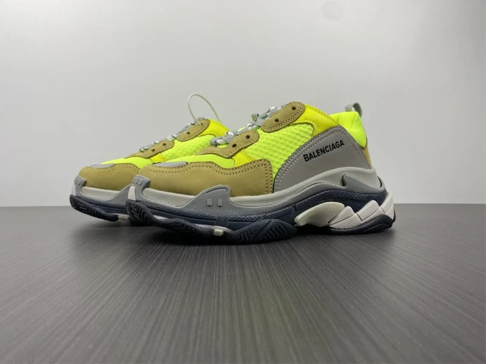 triples trainer sneakers ModernLook 2290
