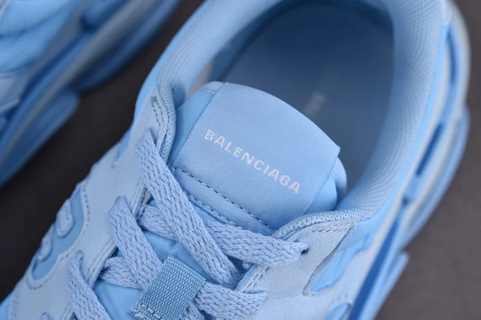 triples trainer sneakers SportInspired 2280