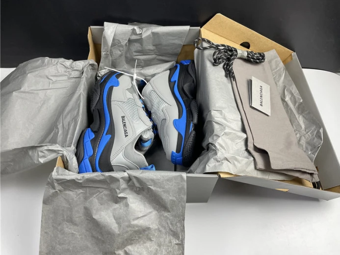 triples trainer sneakers UrbanStyle 2300
