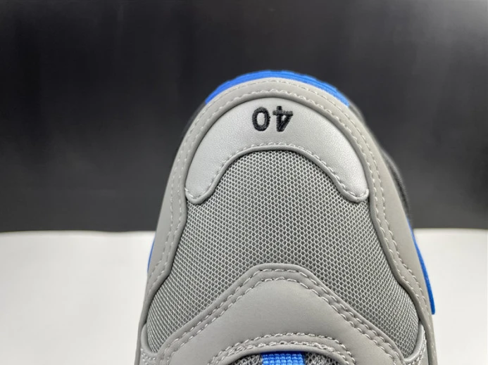 triples trainer sneakers UrbanStyle 2300
