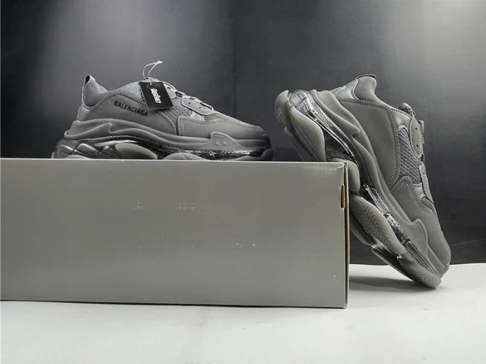 triples trainer sneakers UrbanStyle 2304