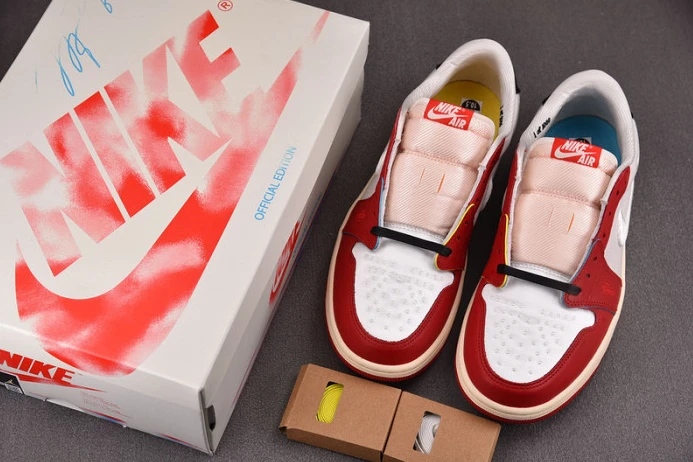 trophy room x air jordan 1 retro low og sp ''rookie card - home'' hv6157- Affordable 1348