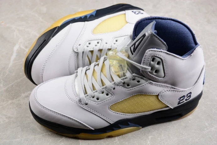 wmns a ma maniére x air jordan 5 “diffused blue” fz5758- UrbanStyle 1490