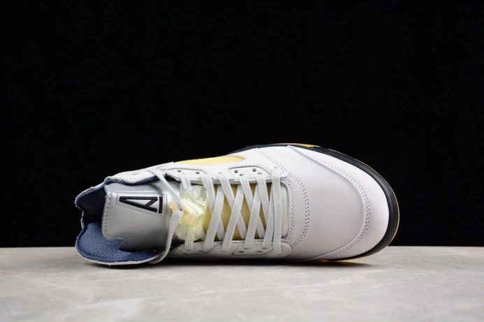 wmns a ma maniére x air jordan 5 “diffused blue” fz5758- UrbanStyle 1490