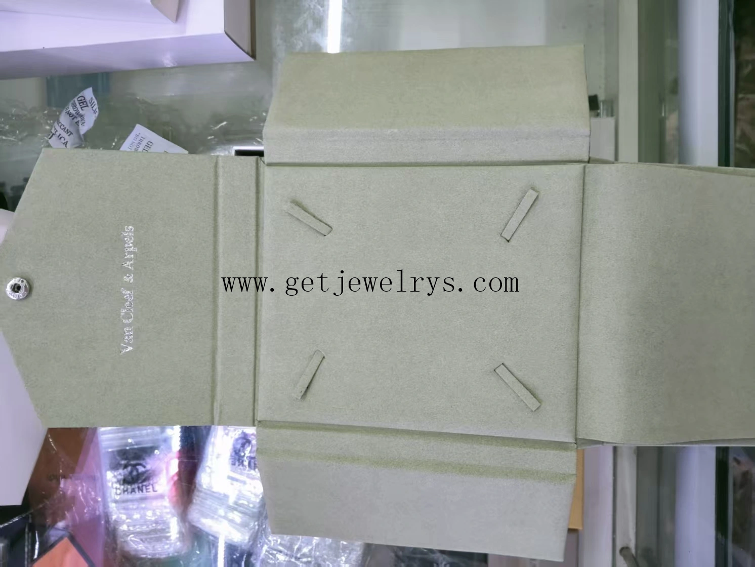 1:1 Van Cleef & Arpels Long Necklace Packaging (Complete set of price