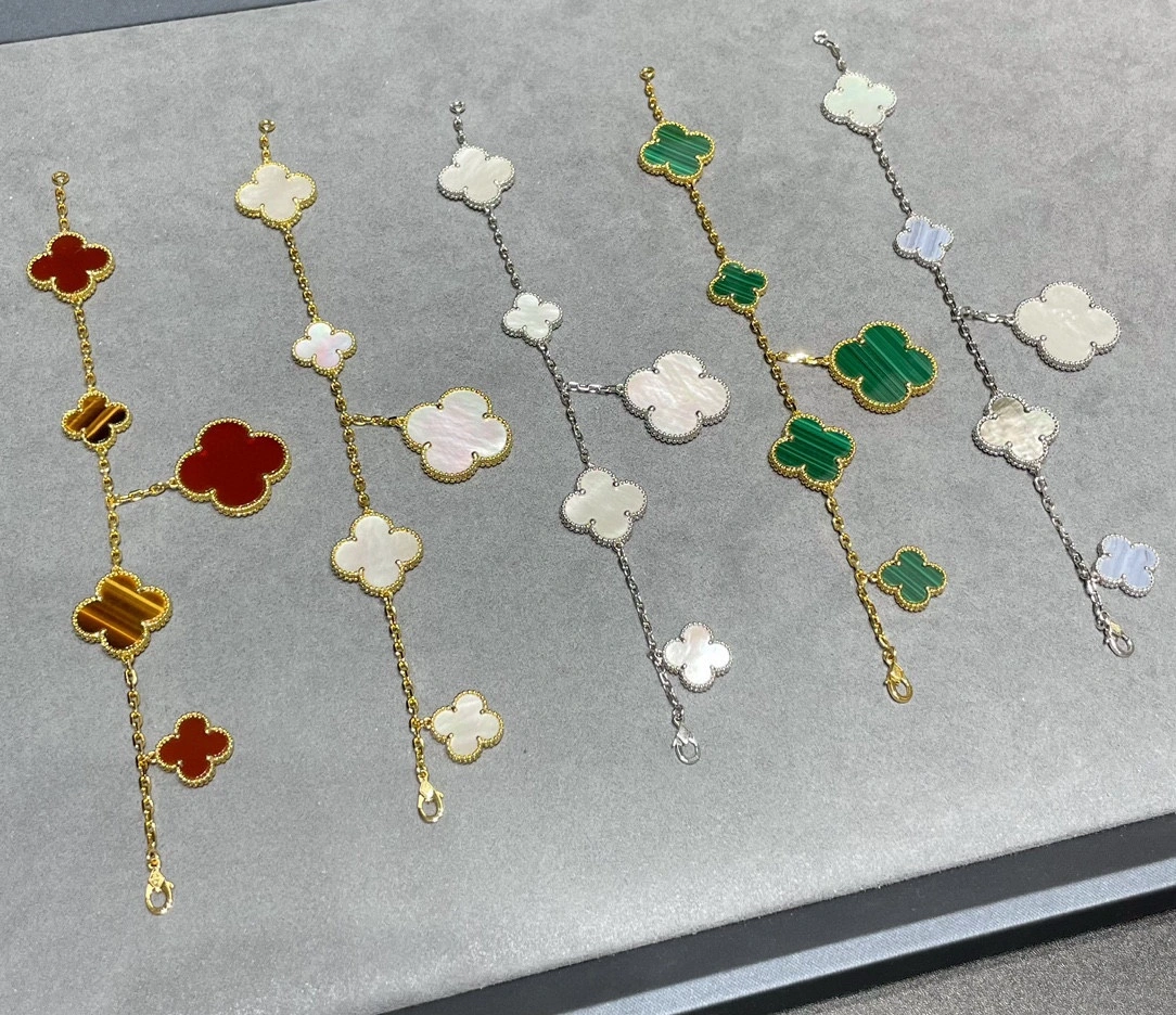 1:1 Van Cleef & Arpels Magic Alhambra Bracelet