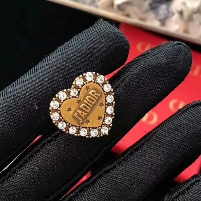 2019 High End Dior J’Adior Logo Pattern Diamonds Edging Women Heart Shaped Brass Ring For Sale