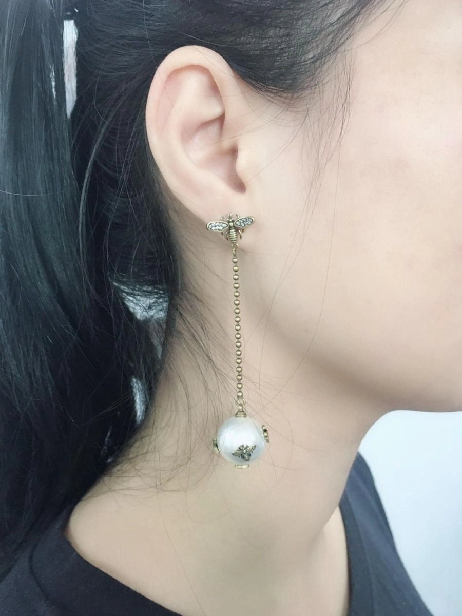 2019 Limited Edittion Christian Dior White Pearl Ball Pendant Yellow Gold Bee Diamonds Drop Earrings For Ladies
