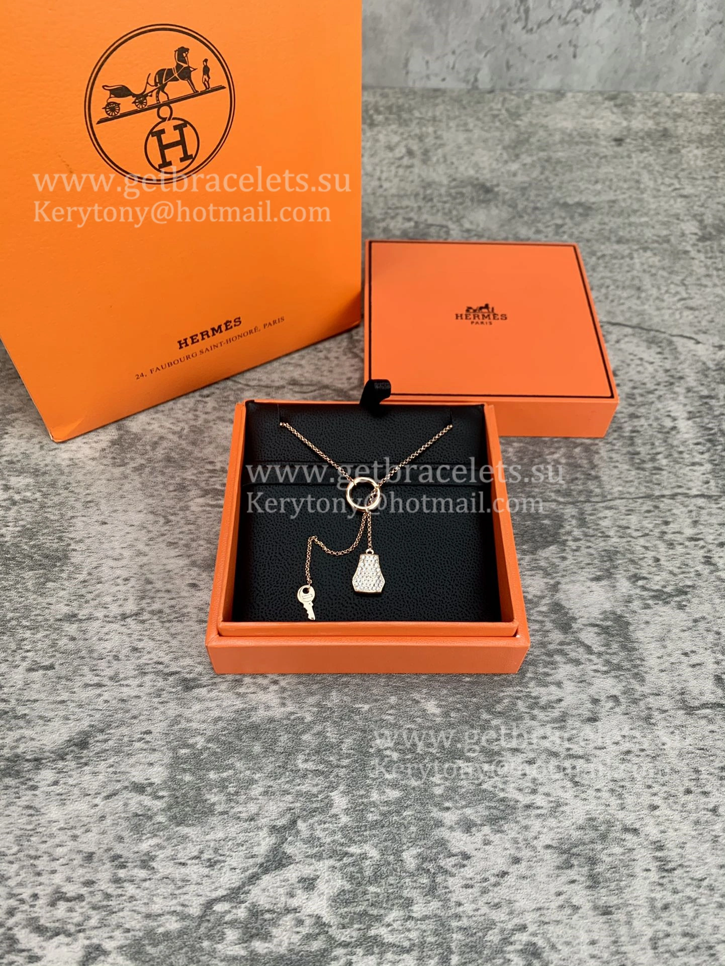 2021 Best Price Hermes Kelly Clochette Necklace With Diamonds in Rose Gold