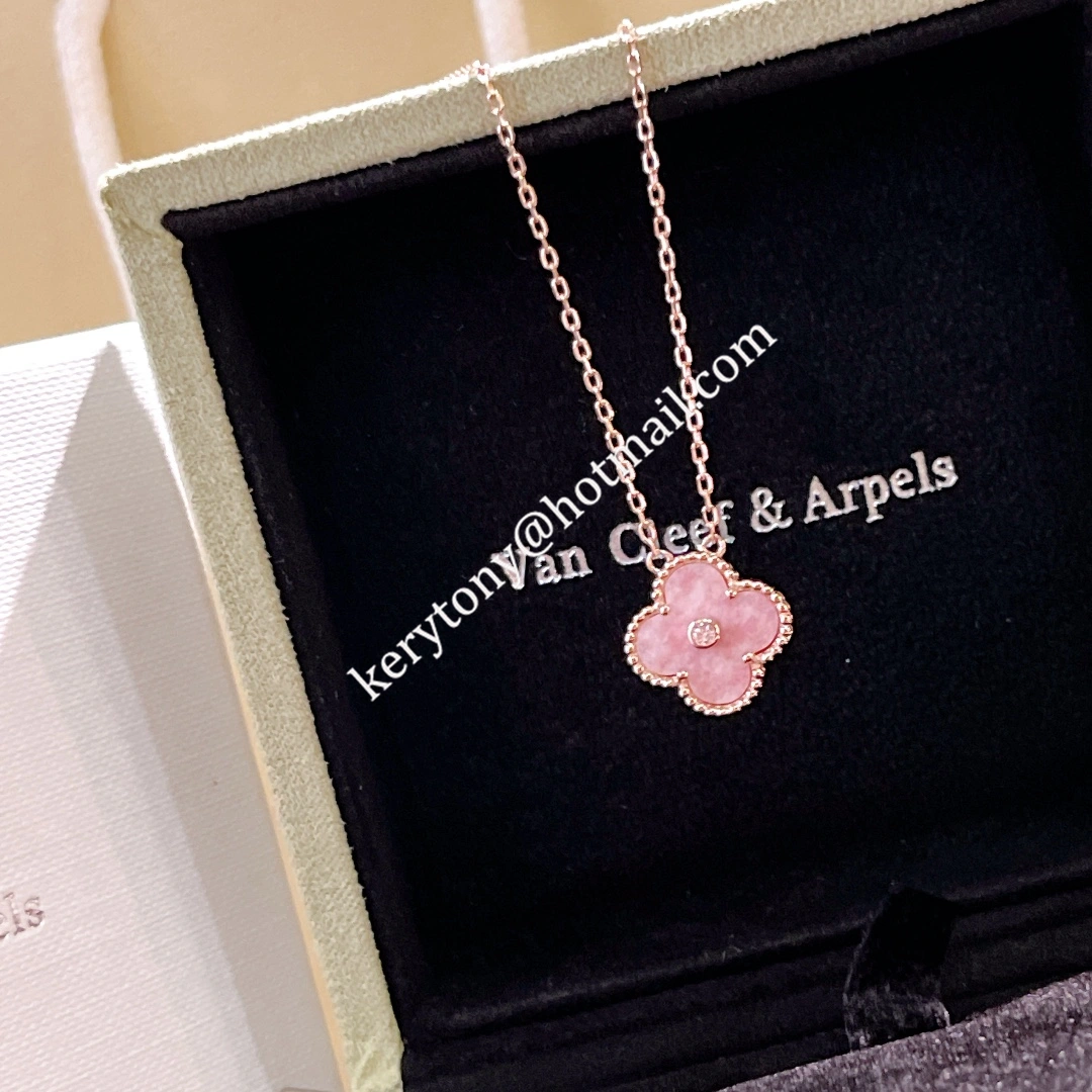 2021 Christmas Van Cleef Arpels Vintage Alhambra Pendant Rose gold With Diamond and Rhodonite For Ladies Online