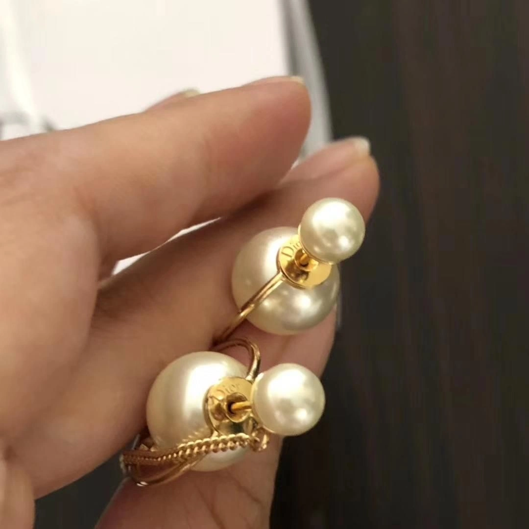 2021 Dior Tribales CD Rectangle Pendant White Pearl Ladies Yellow Gold Tassel Earrings Sale Australia E0956TRIRS_D301