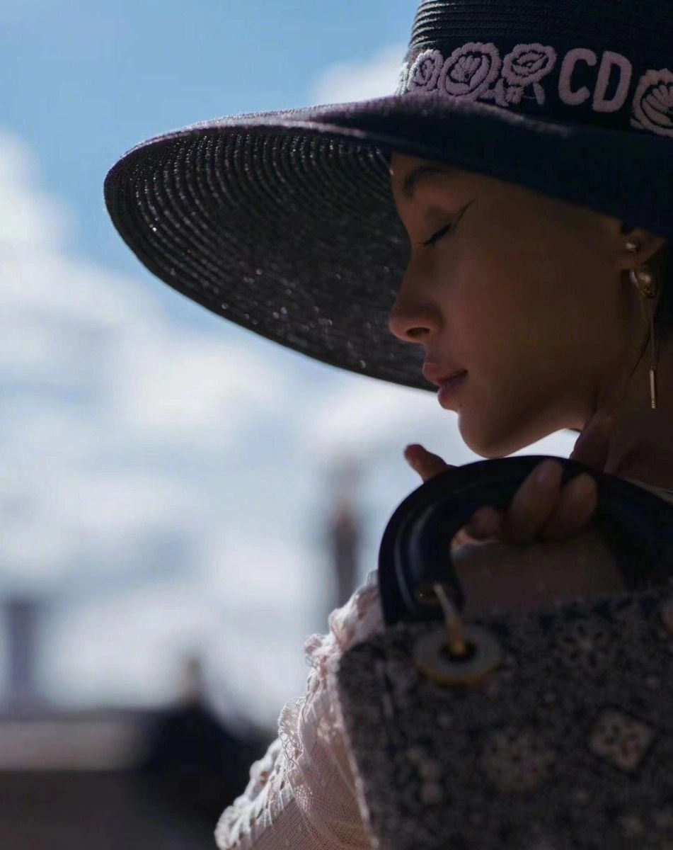 2021 Dior Tribales CD Rectangle Pendant White Pearl Ladies Yellow Gold Tassel Earrings Sale Australia E0956TRIRS_D301