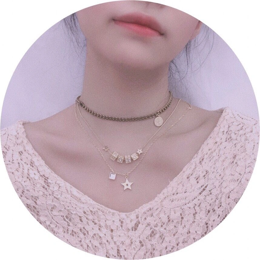 Best Price Christian Dior Lucky Square Pendants Logo Charm Women’s Fashion Brass Star Faux Multi-chain Necklace