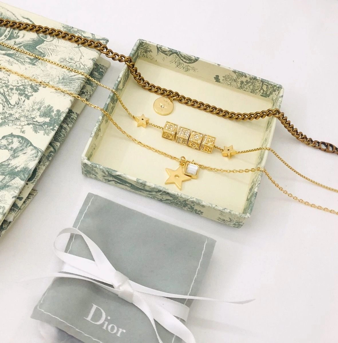 Best Price Christian Dior Lucky Square Pendants Logo Charm Women’s Fashion Brass Star Faux Multi-chain Necklace