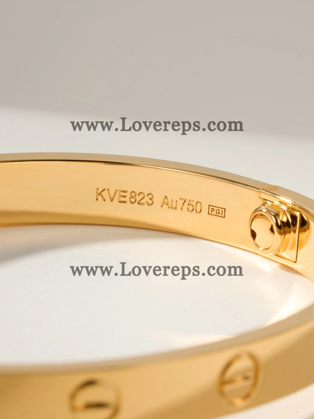 Cartier Classics Love Bracelet White Gold