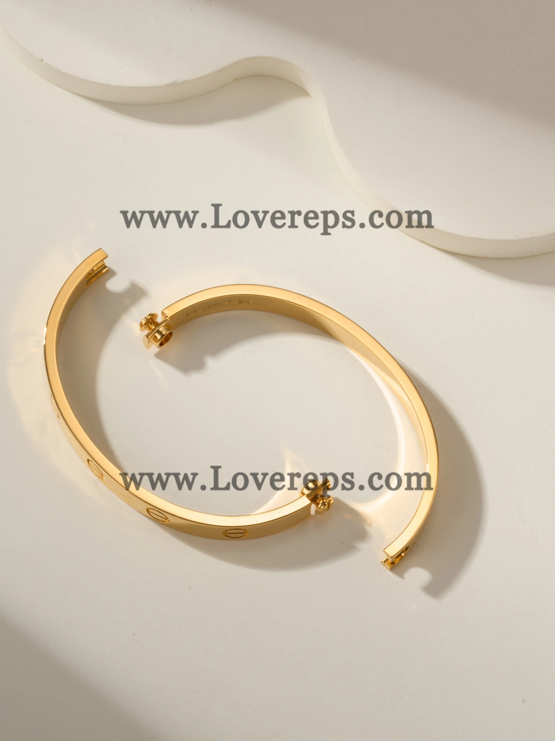 Cartier Classics Love Bracelet Yellow Gold