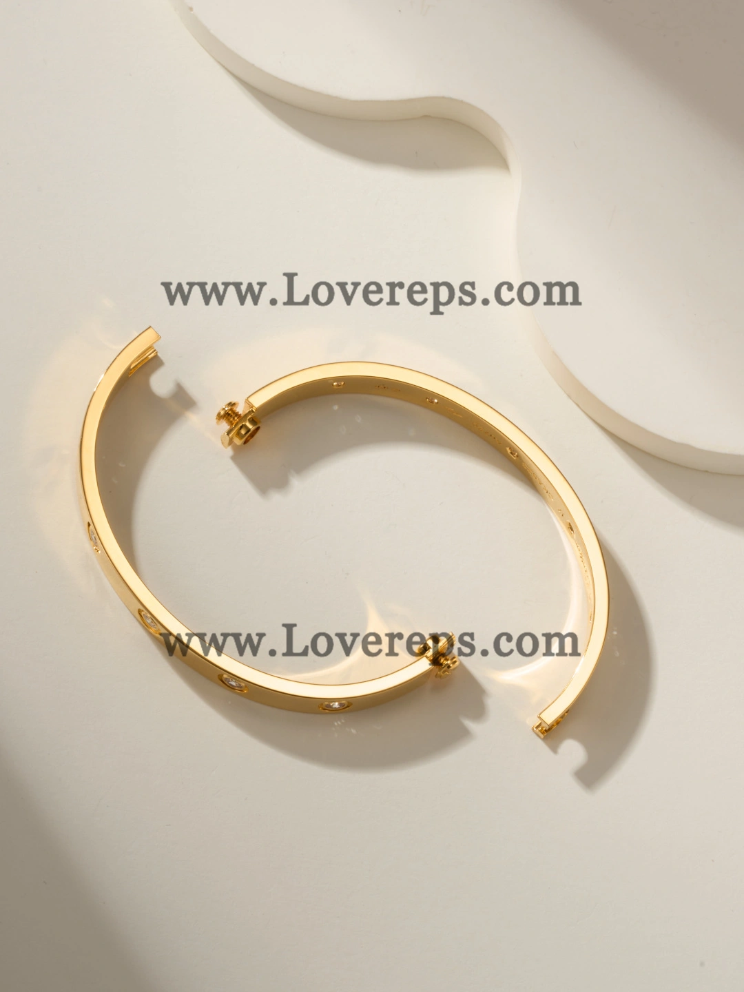 Cartier Classics Love Bracelet with 10 Diamonds White Gold