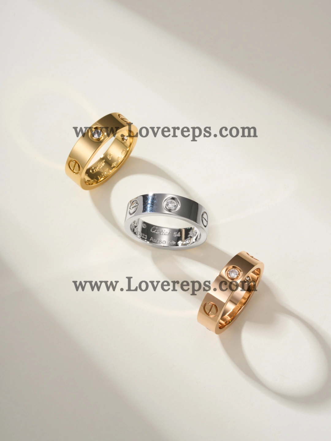 Cartier LOVE Ring Classic Mondel With 3 Diamonds Yellow Gold Rose Gold White Gold