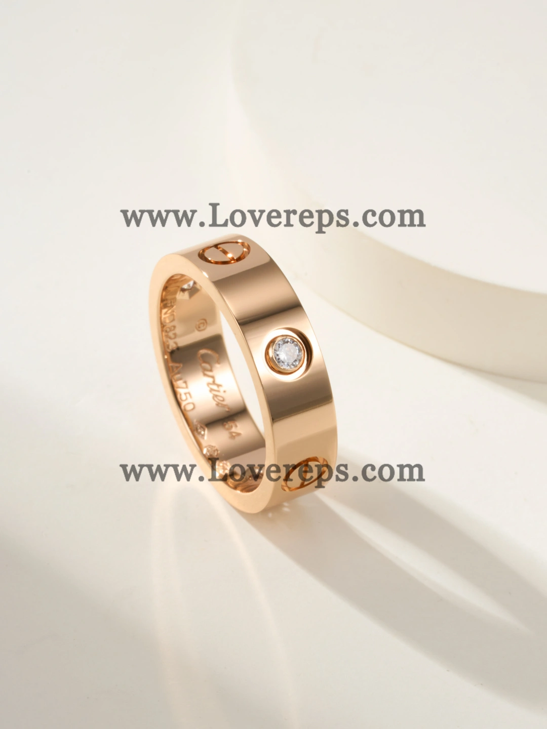 Cartier LOVE Ring Classic Mondel With 3 Diamonds Yellow Gold Rose Gold White Gold