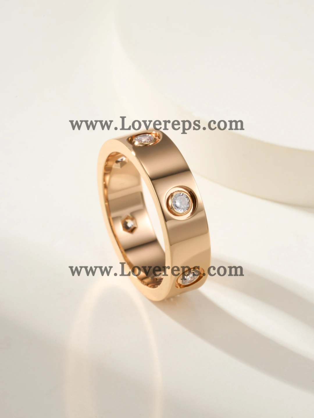 Cartier LOVE Ring Classic Mondel With 6 Diamonds Yellow Gold Rose Gold White Gold