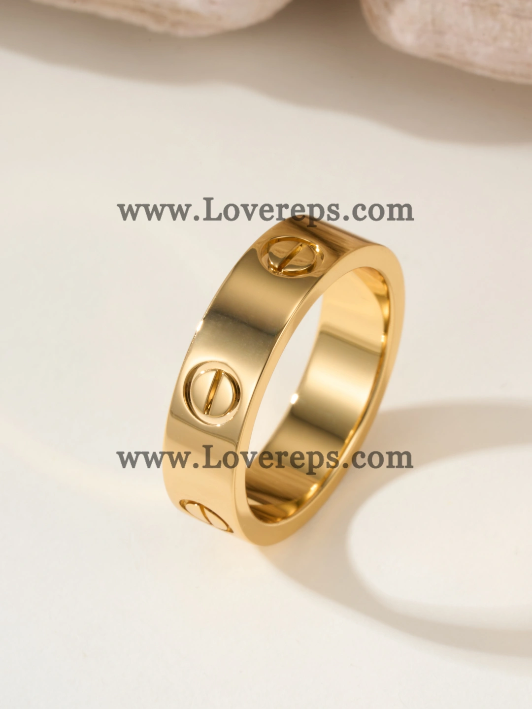 Cartier LOVE Ring Classic Mondel Yellow Gold Rose Gold White Gold