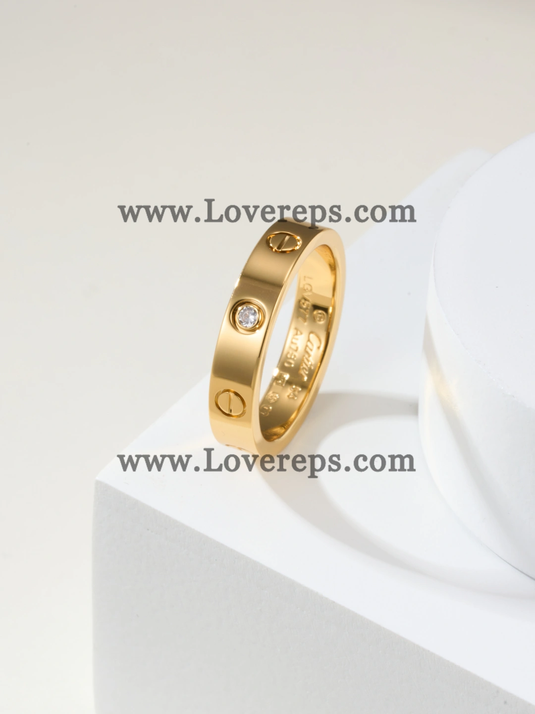 Cartier LOVE Ring Small Mondel With 1 Diamonds Yellow Gold Rose Gold White Gold
