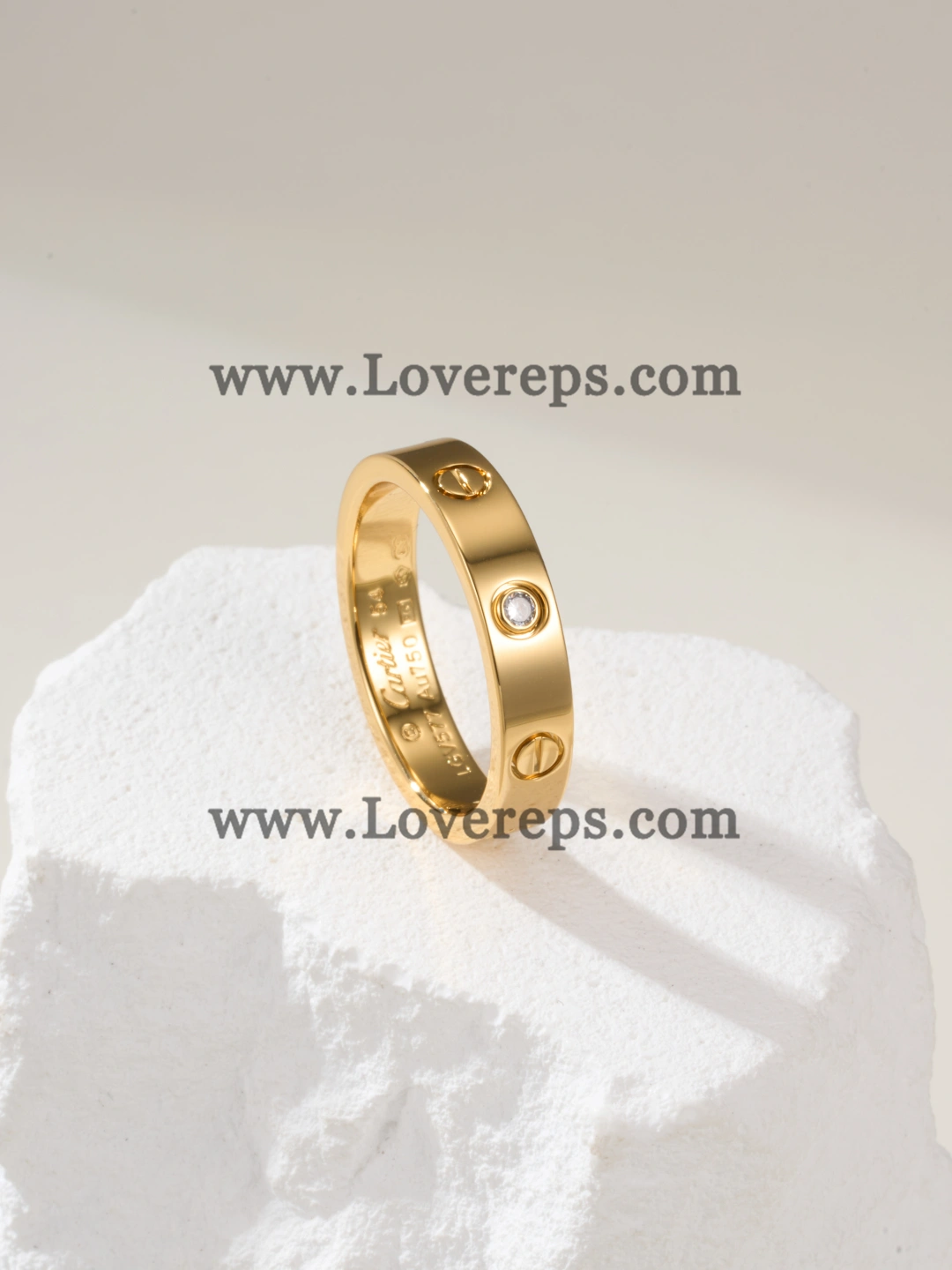 Cartier LOVE Ring Small Mondel With 1 Diamonds Yellow Gold Rose Gold White Gold