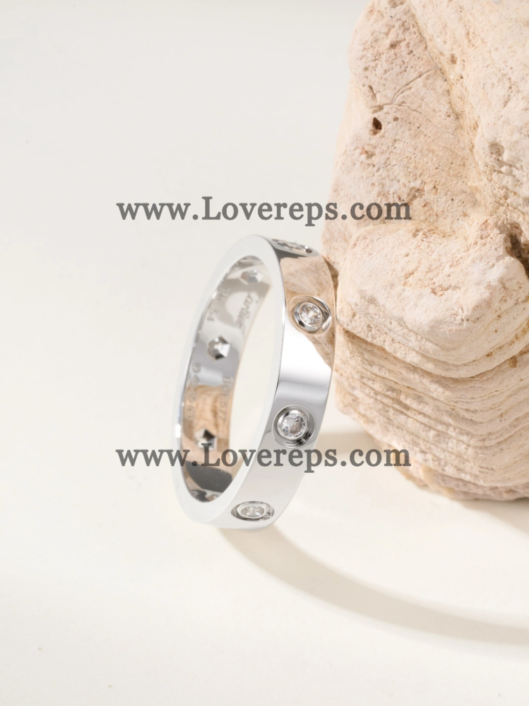 Cartier LOVE Ring Small Mondel With 8 Diamonds Yellow Gold Rose Gold White Gold