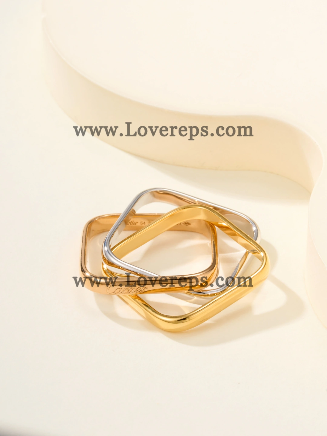 Cartier Trinity Ring Cushion-Shaped Classic Model