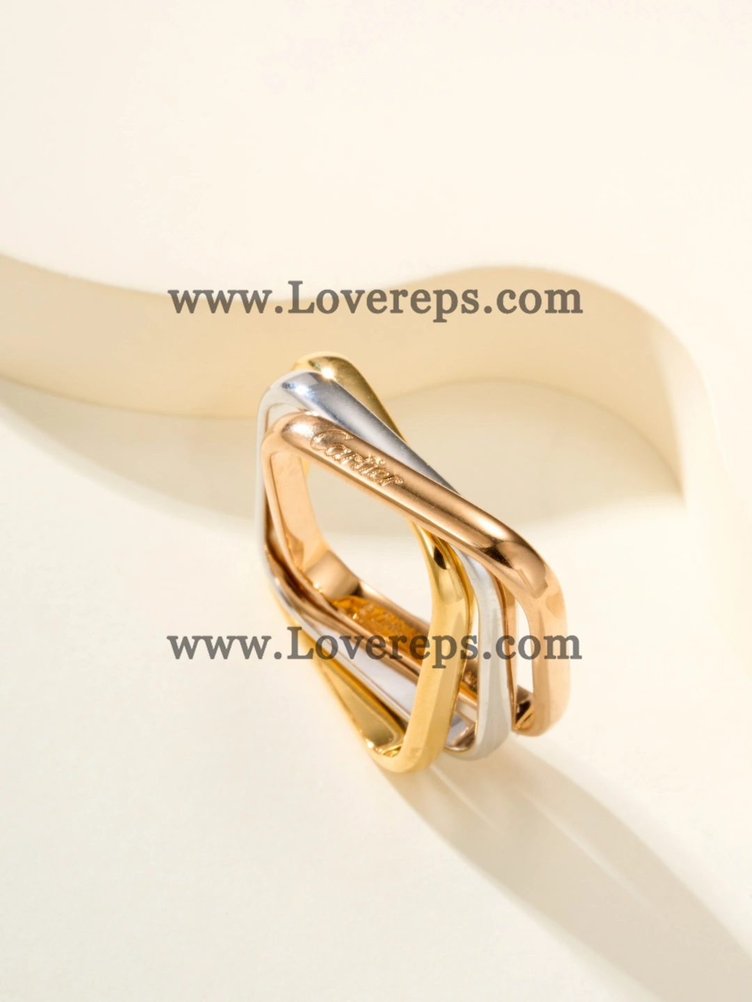 Cartier Trinity Ring Cushion-Shaped Classic Model